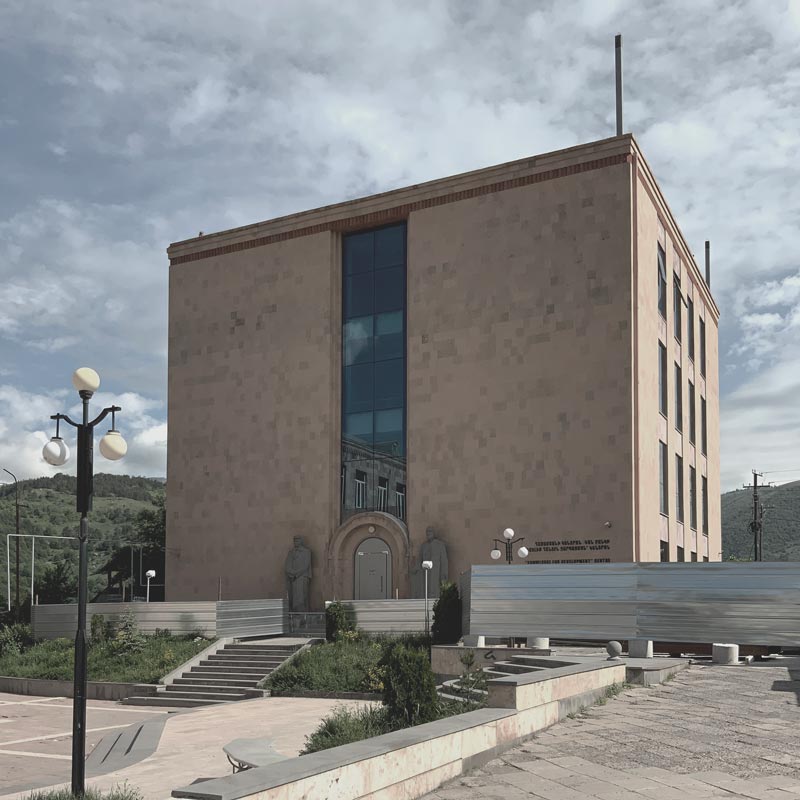 TUMO Dilijan building before the rooftop expansion